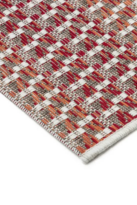 Sienna – Red